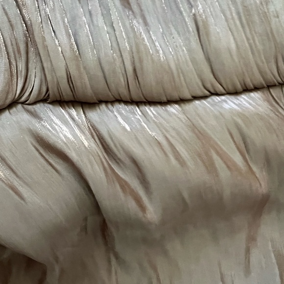 Hazel top Made in Australia! - Picture 3 of 3